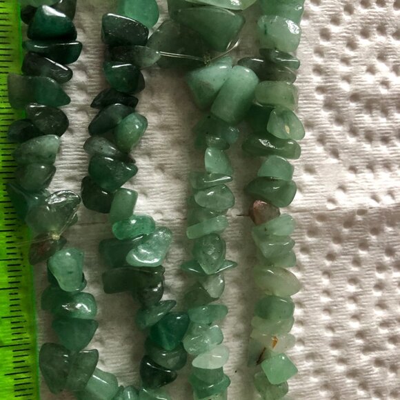 Green Aventurine? chip stone necklace and bracelet set handmade - Picture 6 of 6